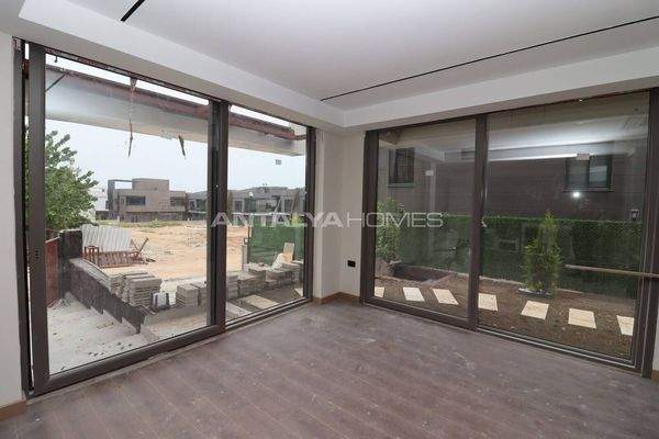 Sea and City View Advanced Villas in Mersin Mezitli