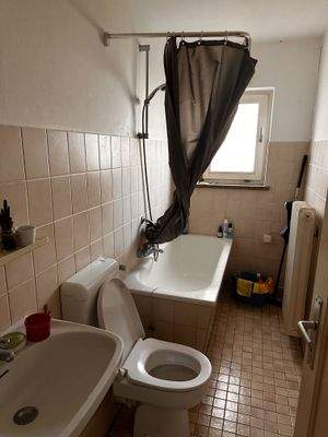 HL KA - # 36, 1. OG rechts - Bad.jpg