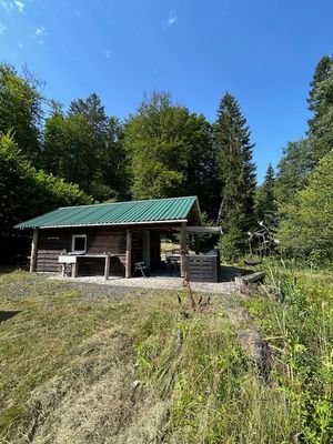 Holzhaus mit Terrasse