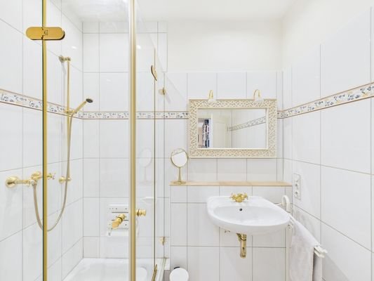 charmantes Badezimmer 