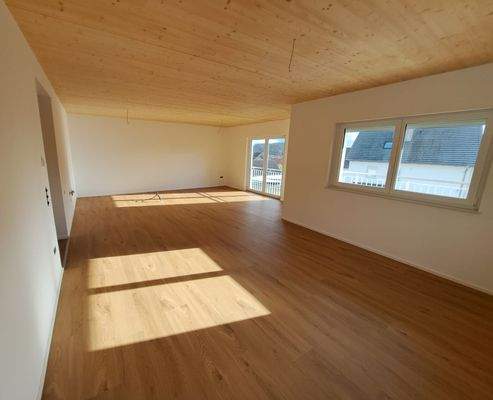 Wohn-, Ess-, Küchenbereich