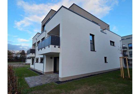 Beispiel Geb. G-rückseitig-Gebäude H-Baustil gleic