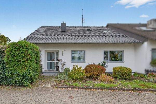 Vorderansicht des Hauses