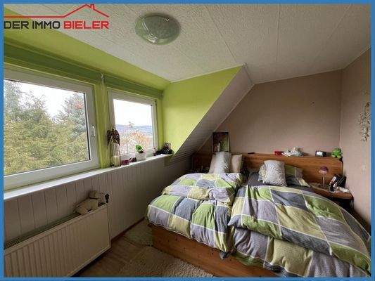 Schlafzimmer 2 DG