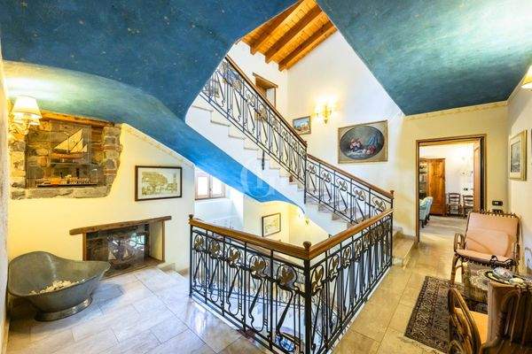 Treppe zum ersten Stock