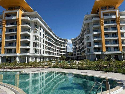 Flats in a Complex with Rich Social Facilities in Alanya