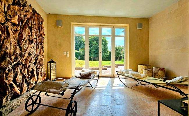 großer Fitness & Wellnessbereich