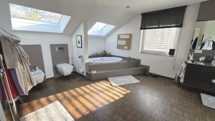 Badezimmer im Obergschoss