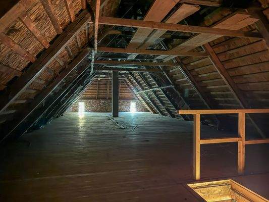 12. Ausbaureserve oder Lagerfläche.jpg