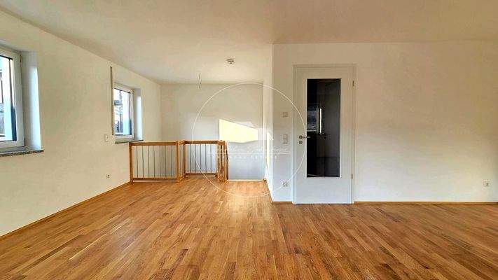 Treppe vom Wohnzimmer in das Untergeschoss