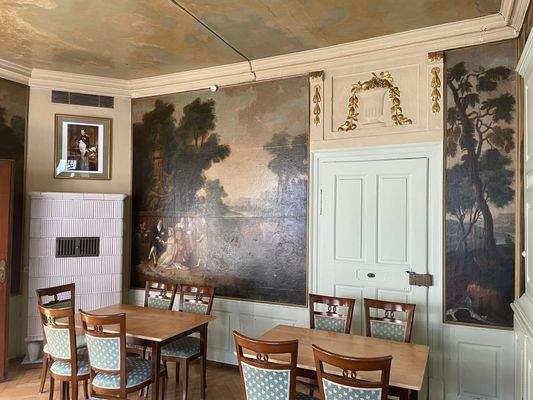 Napoelon Zimmer 2.jpeg