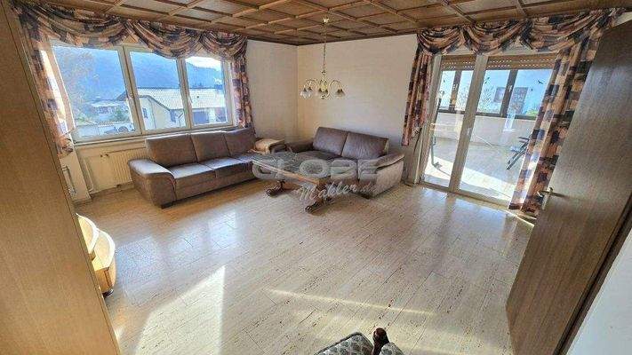 2.Wohn- oder Esszimmer