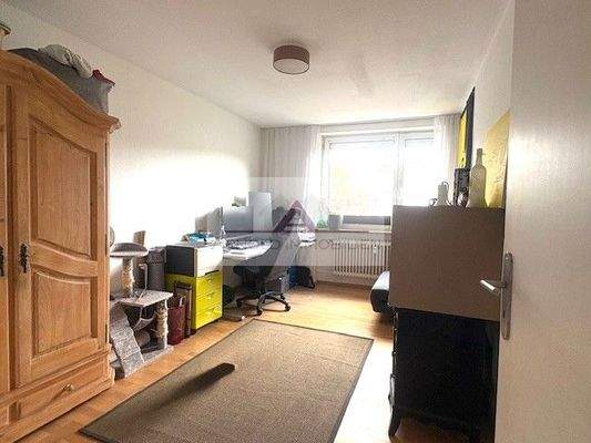 Kind- Arbeitszimmer 2