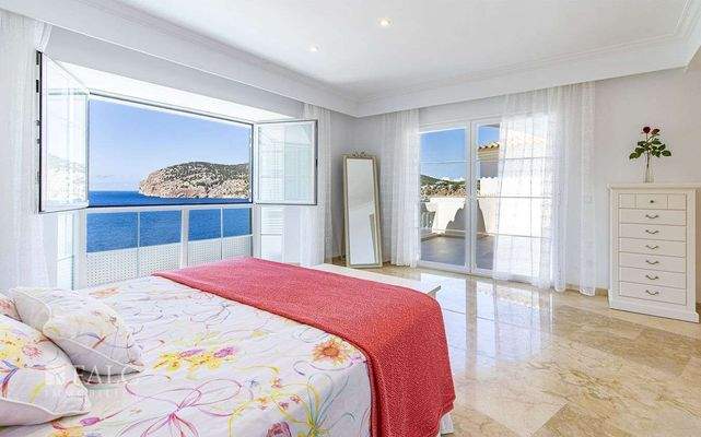 villa-camp-de-mar-12