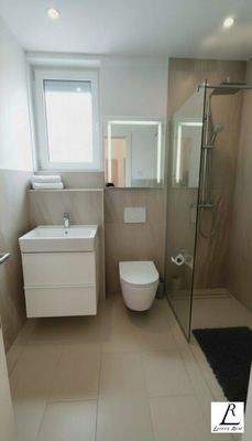 Symbolbild Bad_KI generiert