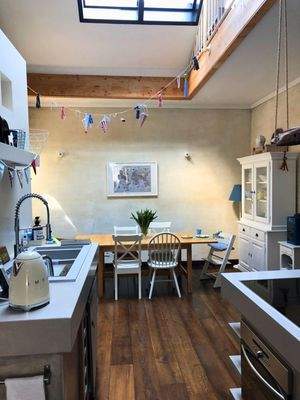 Küche und Essbereich