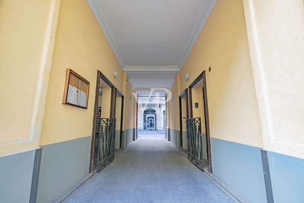 Ingresso/Uscita palazzo