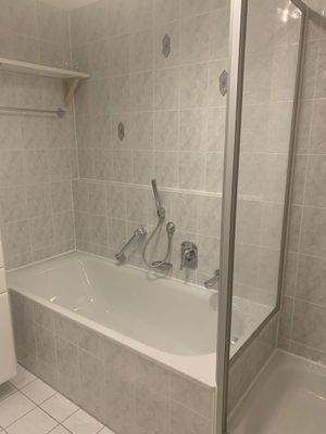 Wohnung Gersthofen_Badewanne