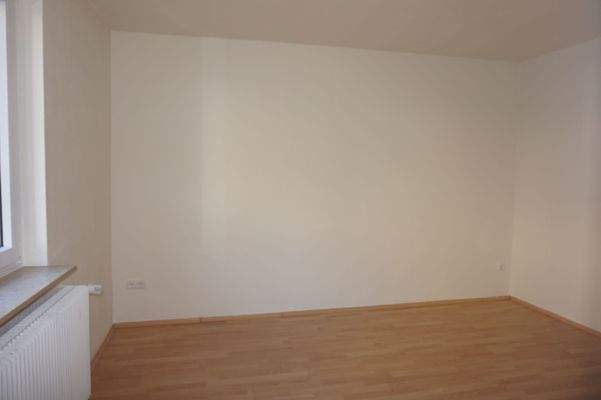 Kinder-/Arbeitszimmer