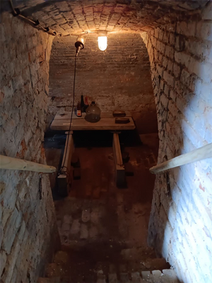 Treppe zum Gewölbekeller