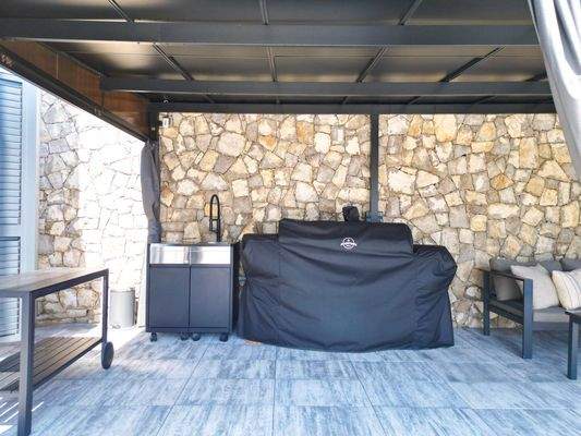 Sitzplatz Grill - Haus unten