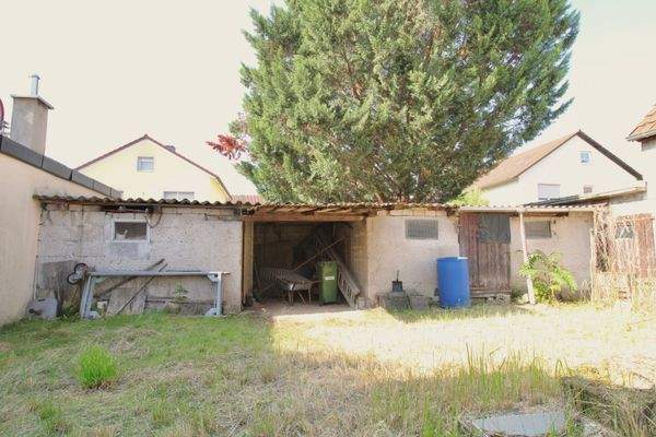 Stallungen - abzureißen