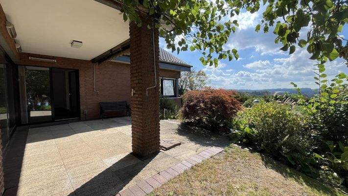 überdachte Terrasse