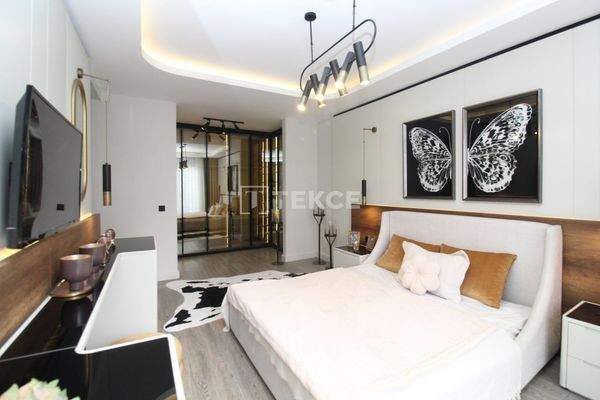 Luxury Real Estate in Ankara in a Complex with Indoor Pool