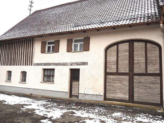 Stallungen und Nutzflächen