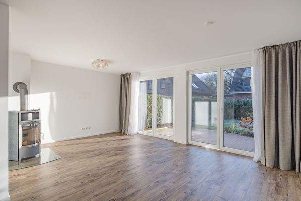 04 Wohn-Esszimmer Süden.jpg