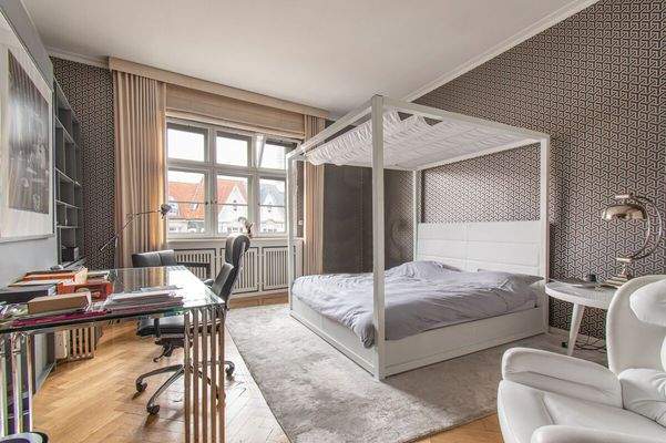 Schlafzimmer mit integriertem Ankleidezimmer
