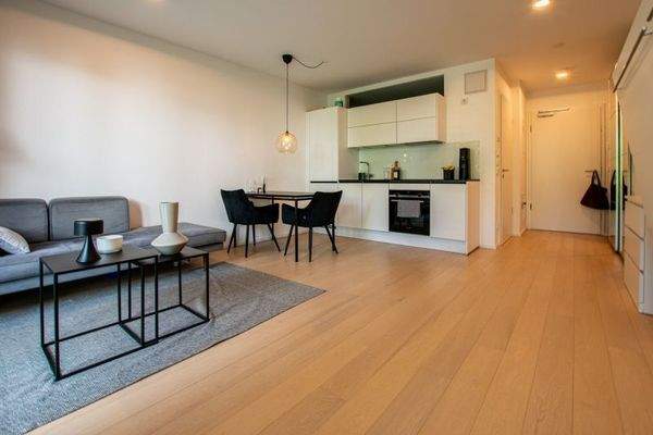 Möbel und Einbauküche enthalten