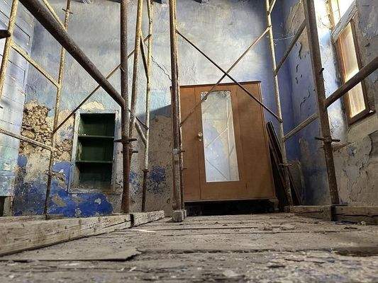 Kreta, Rethymno: 3-stöckiges Gebäude zur Renovierung in der Altstadt zu verkaufen