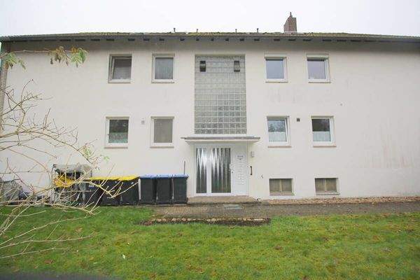 Blick auf den Eingangsbereich des MFH