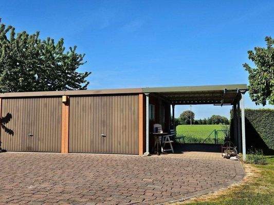 Stellflächen und Garagen.jpg