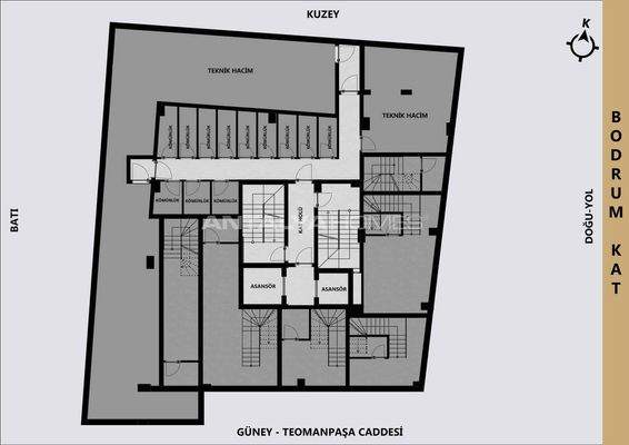 Apartments near the Main Road and Sea in Antalya Muratpaşa