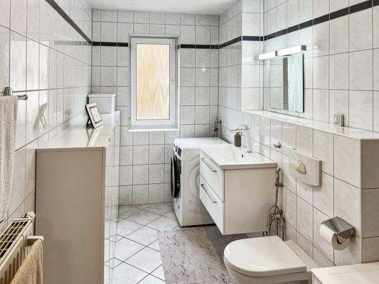 Badezimmer Ansicht II