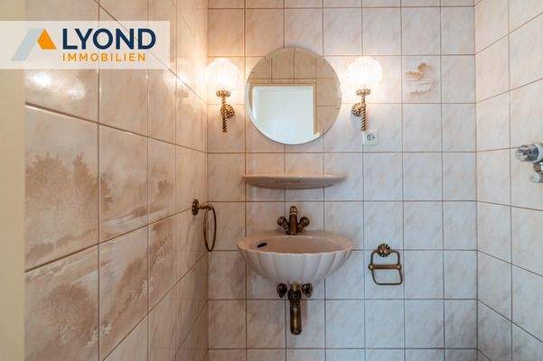 LYD 3910 - 10 WC