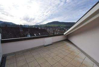 Dachterrasse - Blick zum Schönberg