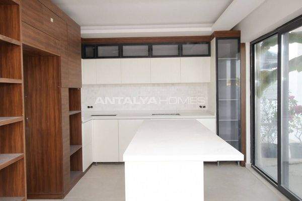 5-Bedroom Villa with Private Pool and Garden in Belek Antalya