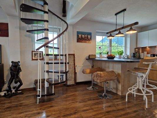 Wendeltreppe ins OG der Eigentümerwohnung