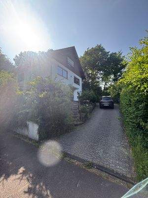 Blickrichtung Hofeinfahrt