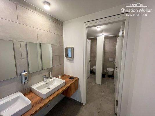 Moderne Toilettenanlagen