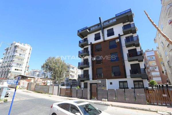 Furnished 1-Bedroom Flat for Sale in Muratpaşa Güvenlik