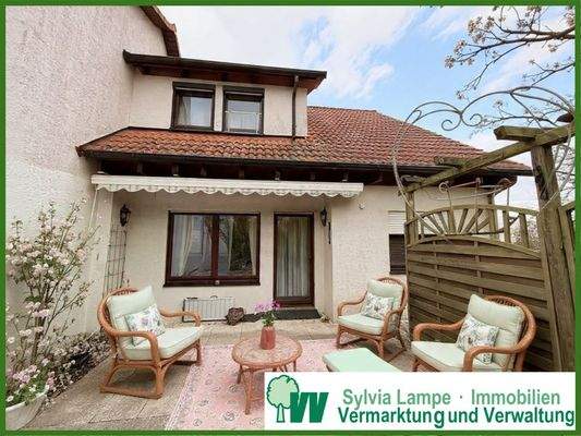 Sitzecke im Frühling