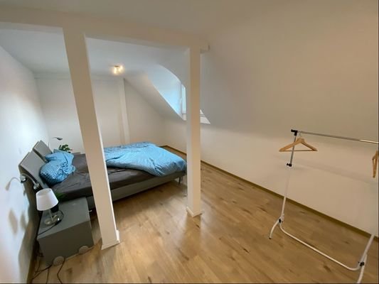 Schlafzimmer DG