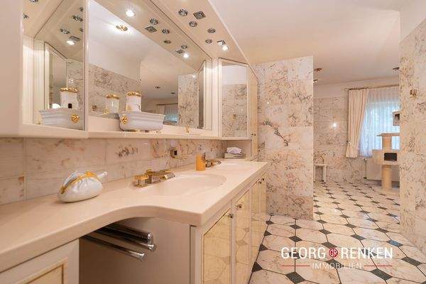 EFH Karlshöfen Badezimmer DG