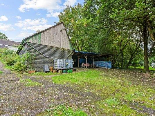 Maschinenschuppen II