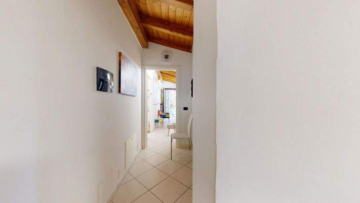 TR-074-9-Proprieta-su-2-livelli-a-Monzambano-11282