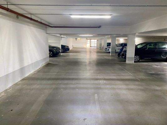 Ein Blick in die Tiefgarage